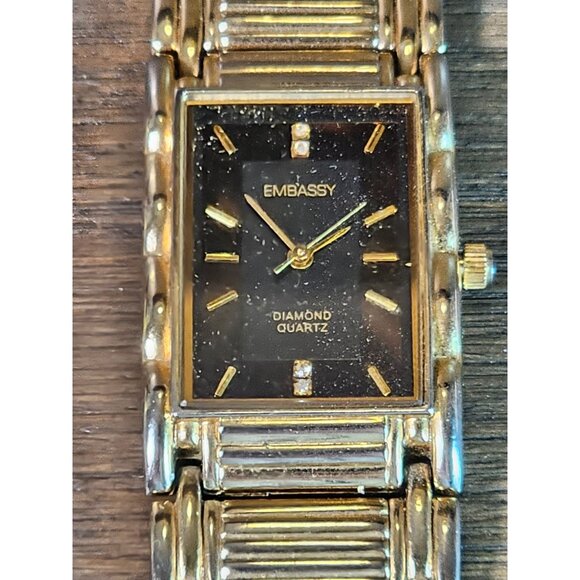 Embassy Diamond Quartz Gem9091M 032-07 PC21 Japan Movt Stainless Steel Back - Picture 1 of 4